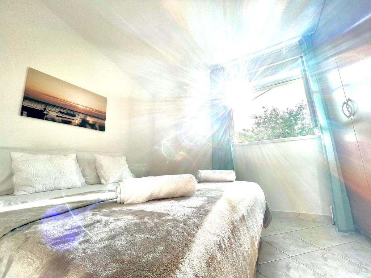 Apartments Bacak Stanici 외부 사진
